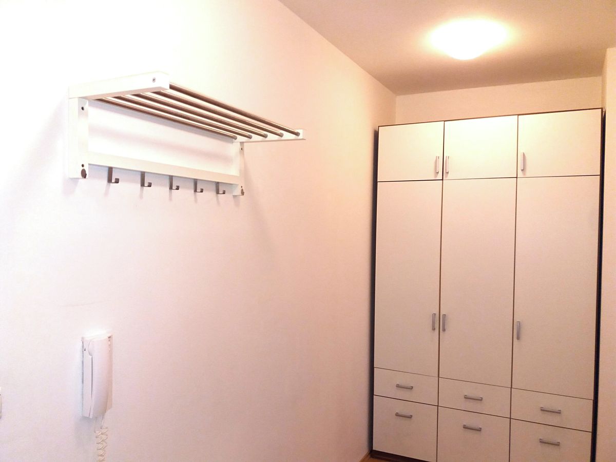 Pronájem bytu 2+kk 61 m² – fotografie 3