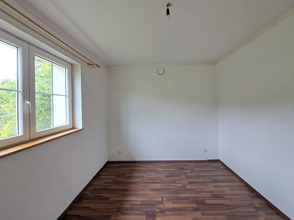 Prodej rodinného domu 180 m², pozemek 2500 m² – fotografie 3