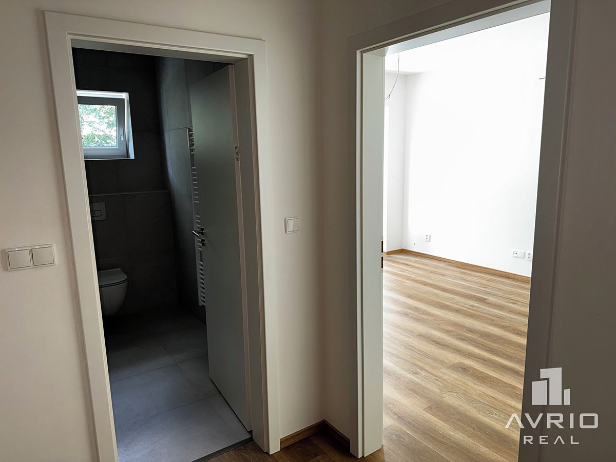 Prodej bytu 1+kk 28 m² – fotografie 4