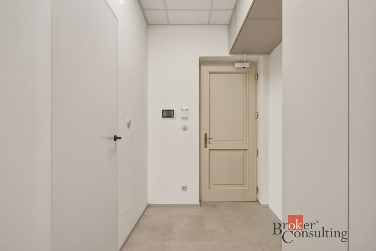 Pronájem bytu 1+kk 48 m² – fotografie 3