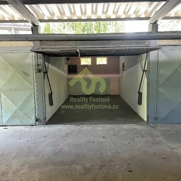 Prodej garáže 15 m², Plzeň – náhled fotky 1