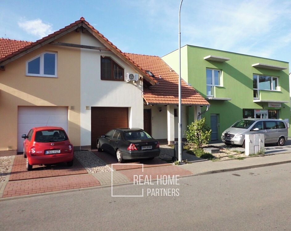 Prodej rodinného domu 150 m², pozemek 226 m²