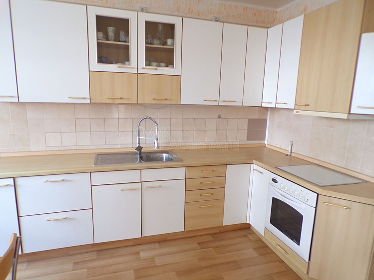 Prodej bytu 3+1, 75 m² (4 z 16)