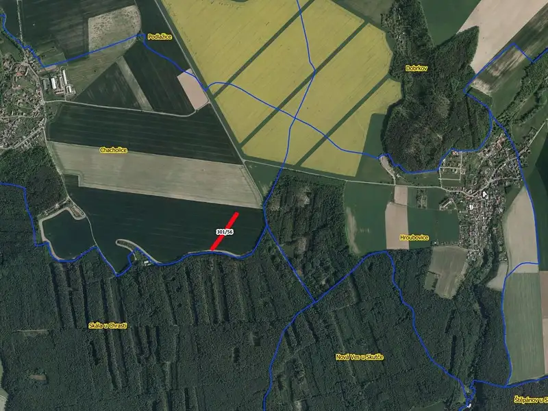 Prodej pole 3247 m², Chrast – náhled fotky 2