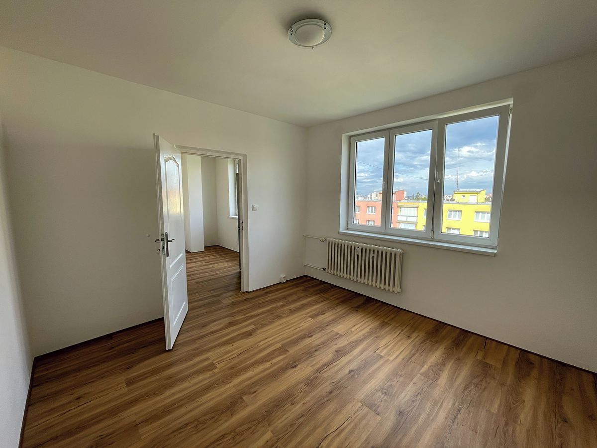 Pronájem bytu 3+1 67 m² – fotografie 4