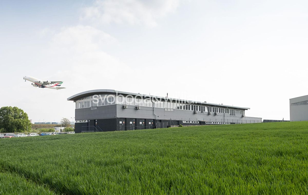Pronájem výrobní haly, prostoru 2333 m² – fotografie 3