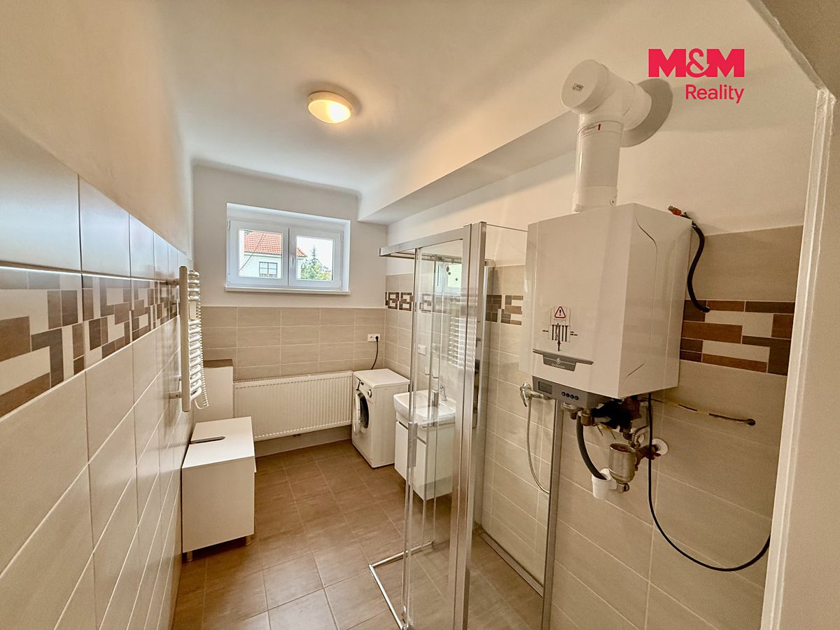 Pronájem bytu 2+1 82 m² – fotografie 5