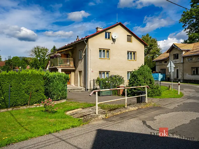 Prodej rodinného domu 184 m², pozemek 1352 m², Kunratice u Cvikova – náhled fotky 1