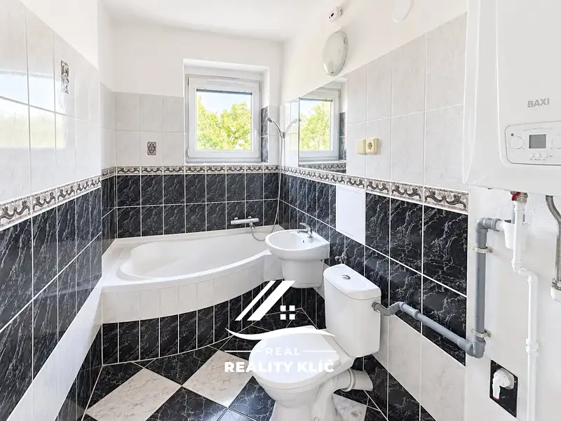 Pronájem bytu 2+1 55 m², Hlučín – náhled fotky 1