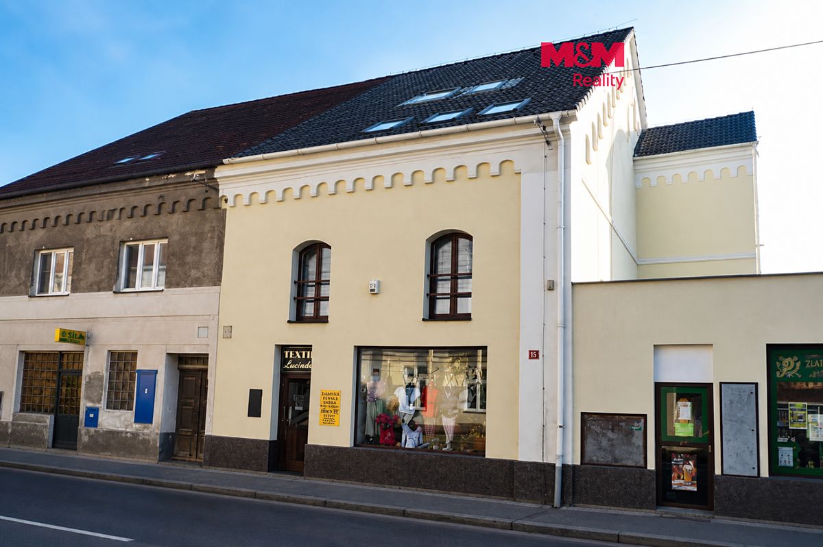 Pronájem bytu 2+kk 70 m²