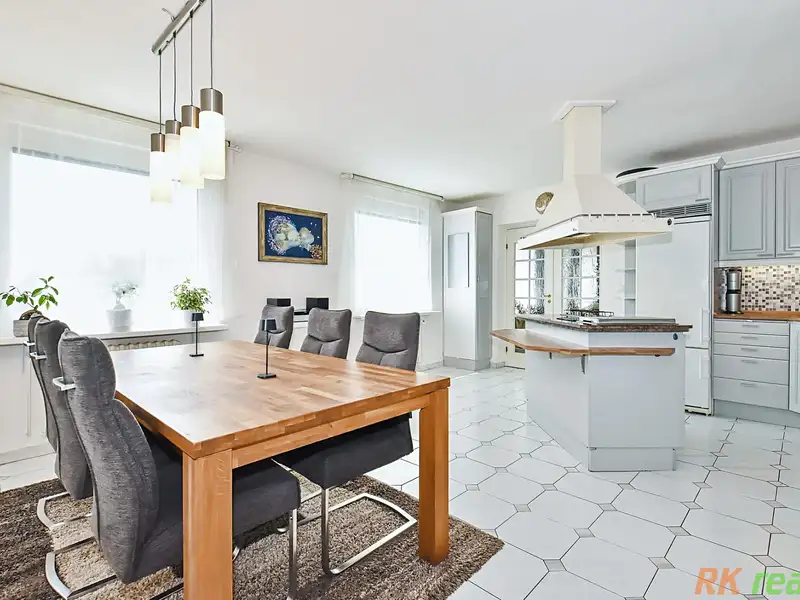 Prodej bytu 3+1 149 m², Praha – náhled fotky 2