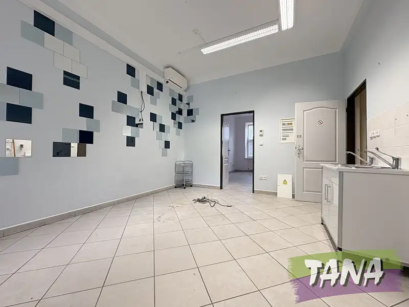Pronájem ordinace 80 m², Trutnov – náhled fotky 2