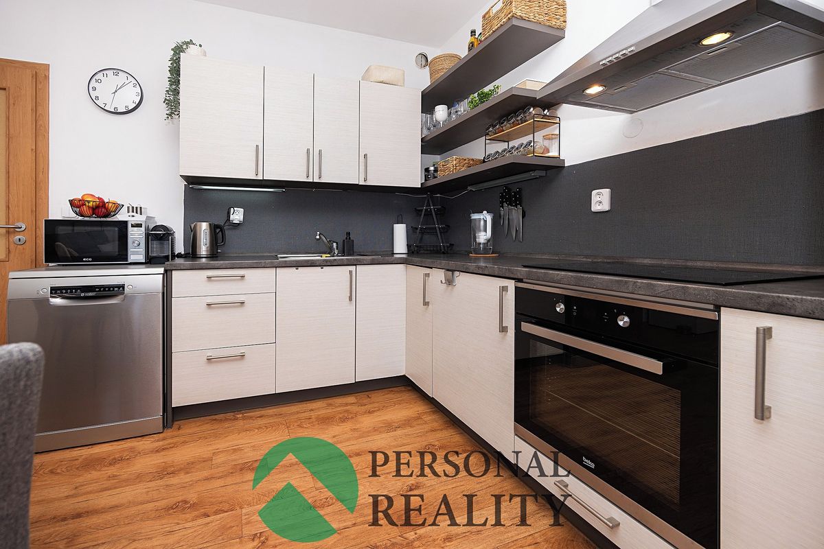 Pronájem bytu 2+kk 59 m² – fotografie 2