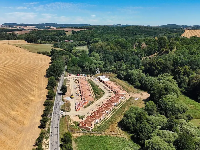 Prodej rodinného domu 154 m², pozemek 497 m², Benešov – náhled fotky 2