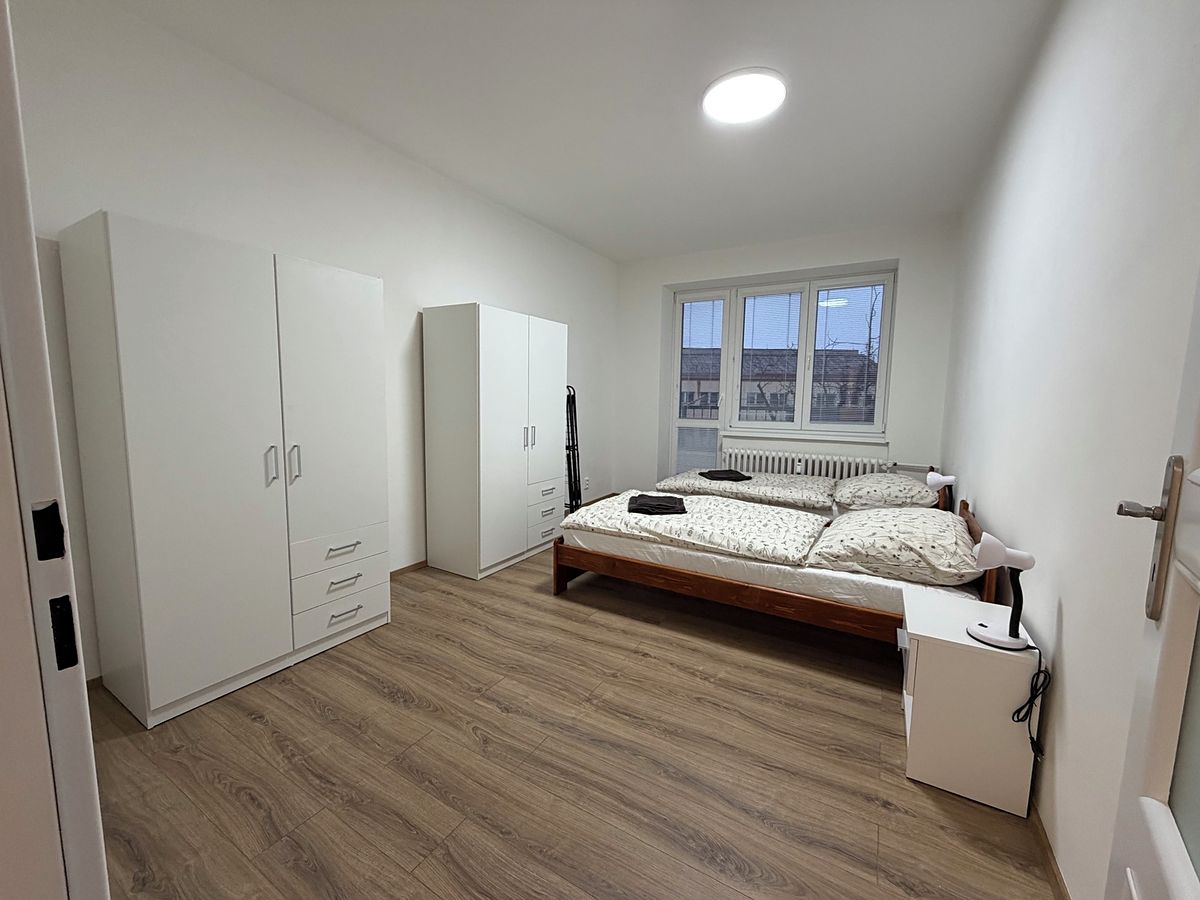 Pronájem bytu 3+kk 50 m² – fotografie 4