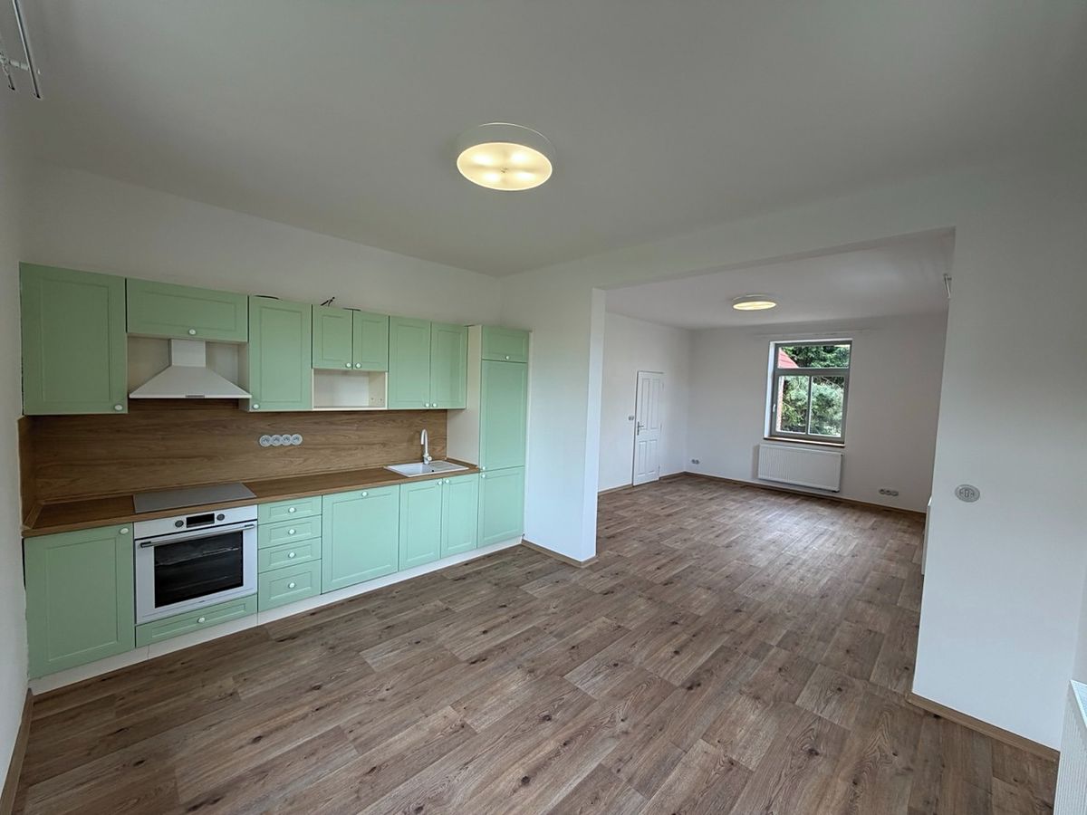 Pronájem bytu 3+kk 68 m²