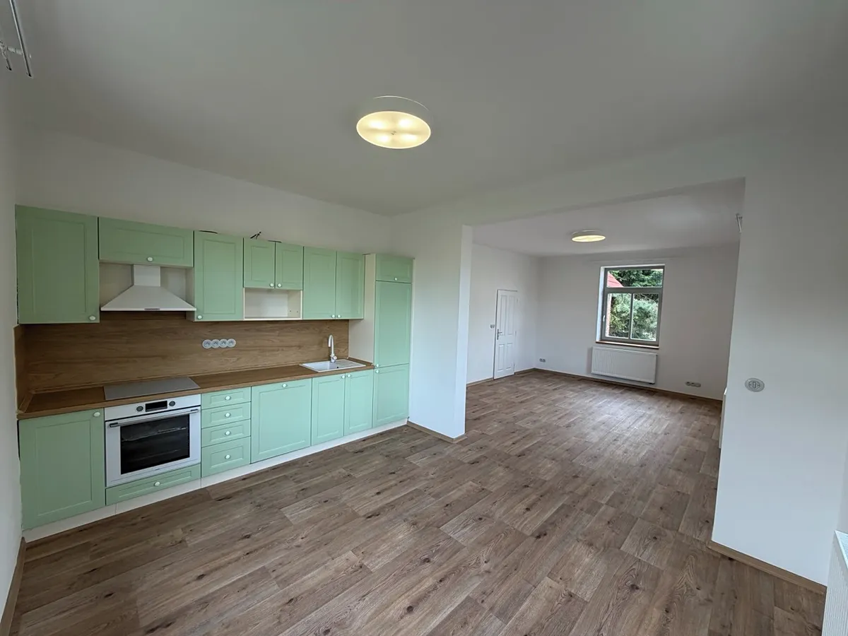 Pronájem bytu 3+kk 68 m²