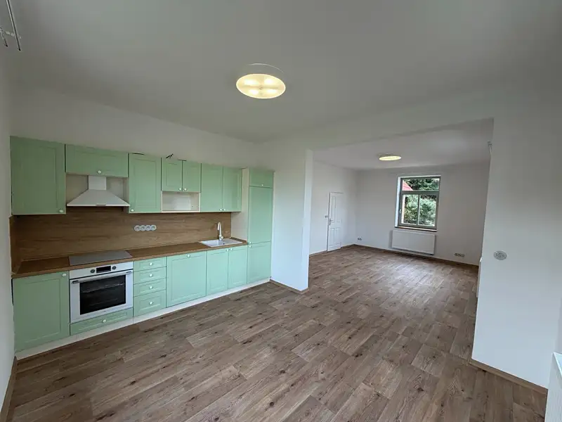 Pronájem bytu 3+kk 68 m², Litomyšl – náhled fotky 1