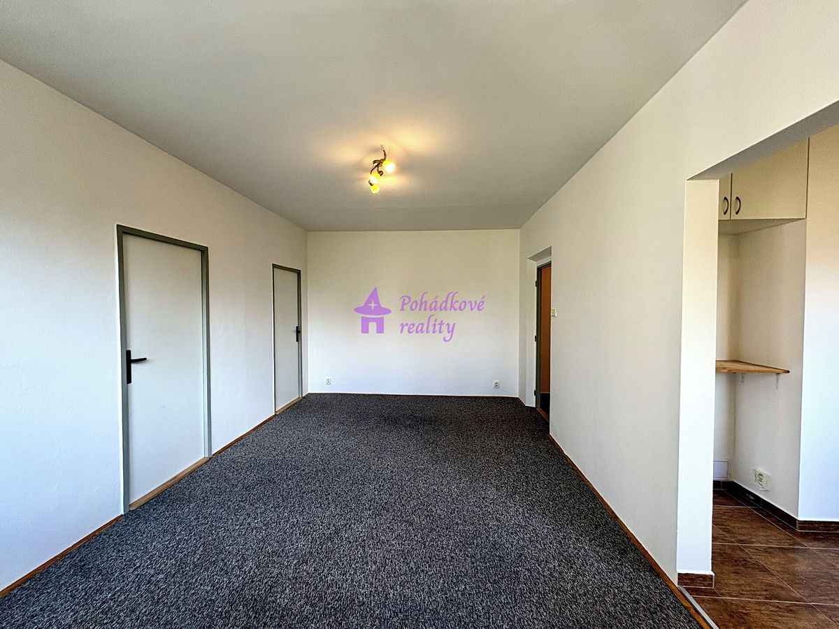 Pronájem bytu 3+1 61 m² – fotografie 4