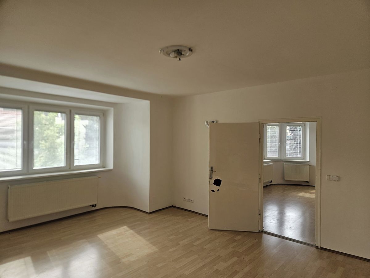 Pronájem bytu 3+1 90 m² – fotografie 5