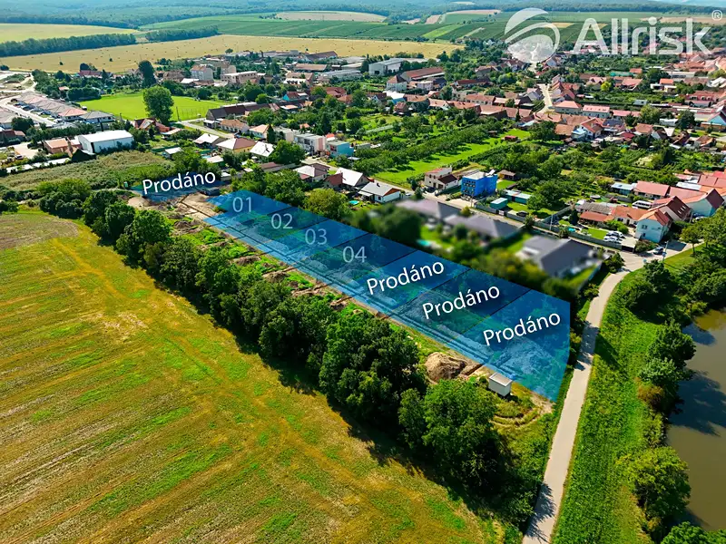 Prodej stavebního pozemku 604 m², Bulhary – náhled fotky 1