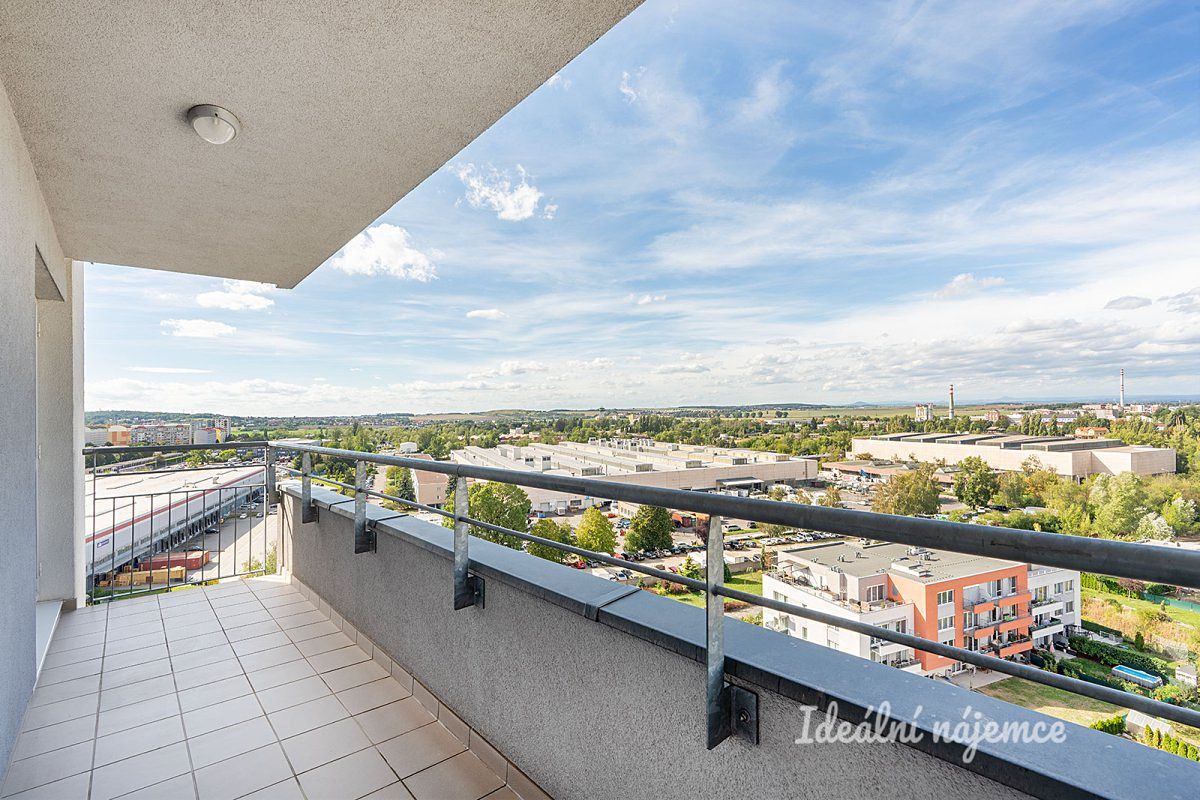 Pronájem bytu 3+kk 79 m² – fotografie 2