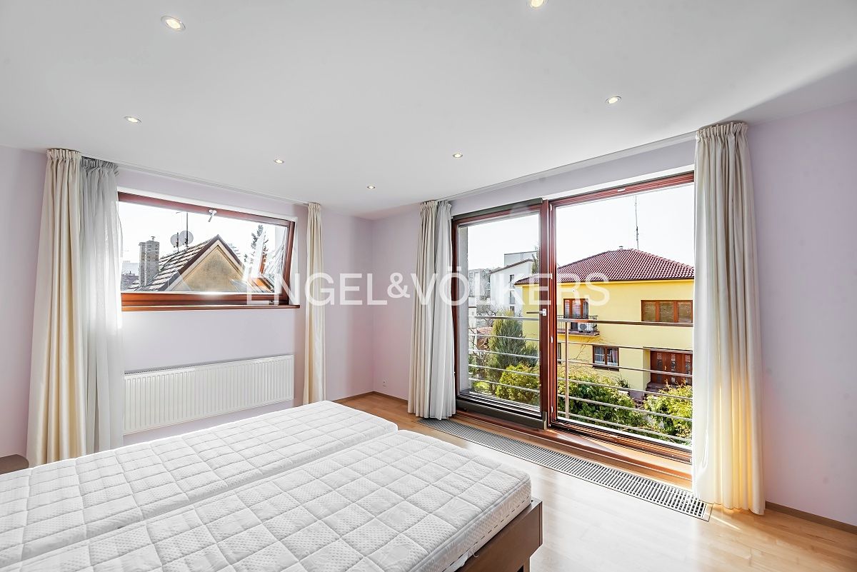 Pronájem bytu 3+kk 86 m² – fotografie 5