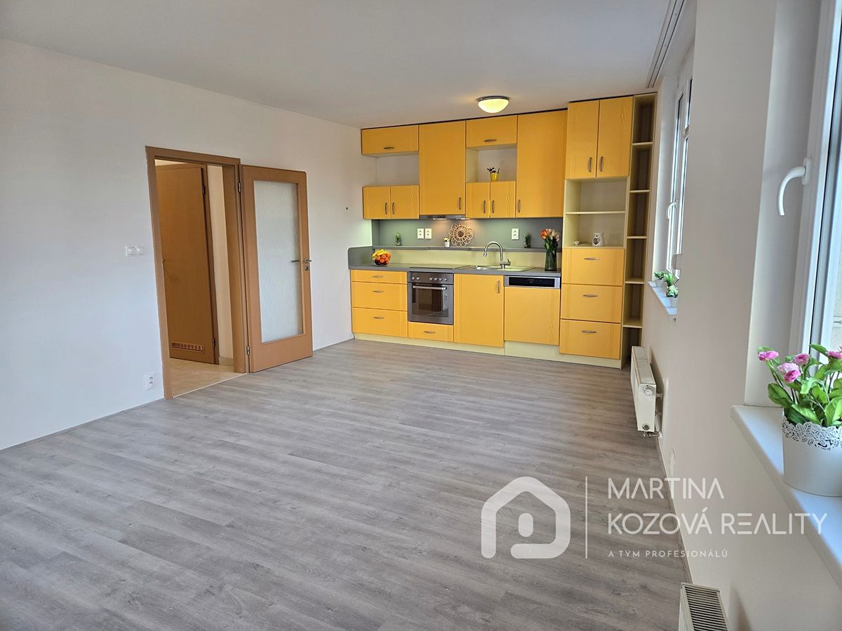 Pronájem bytu 3+kk 72 m² – fotografie 5