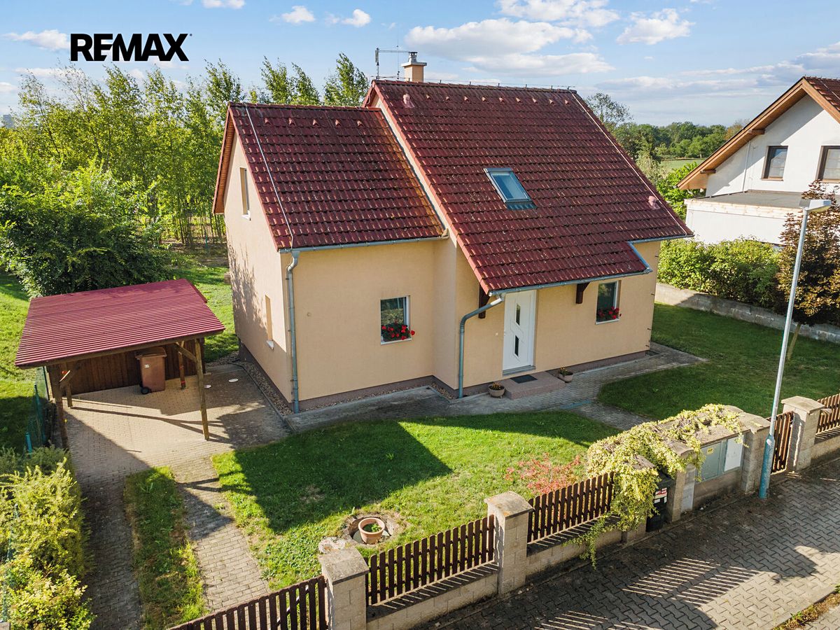 Prodej rodinného domu 112 m², pozemek 763 m²