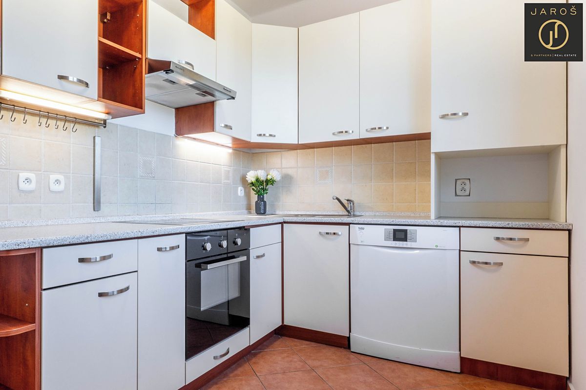 Pronájem bytu 2+1 54 m² – fotografie 2