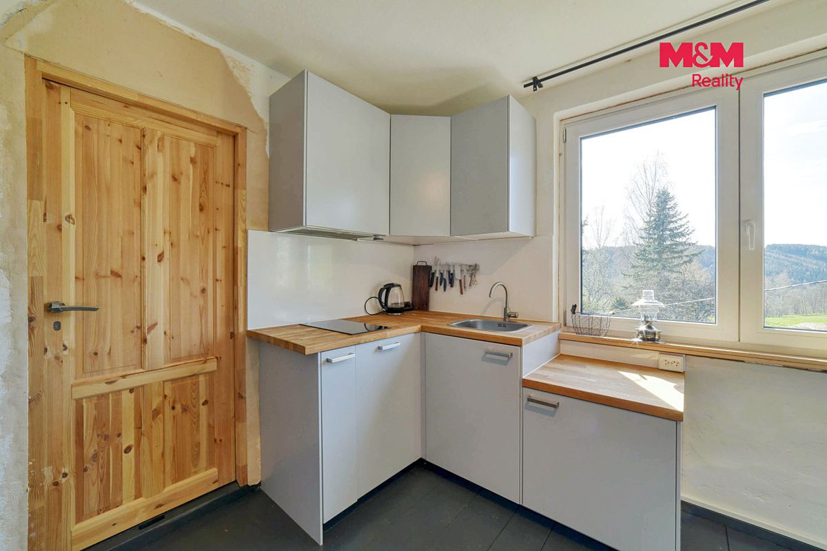 Prodej rodinného domu 163 m², pozemek 491 m² – fotografie 3