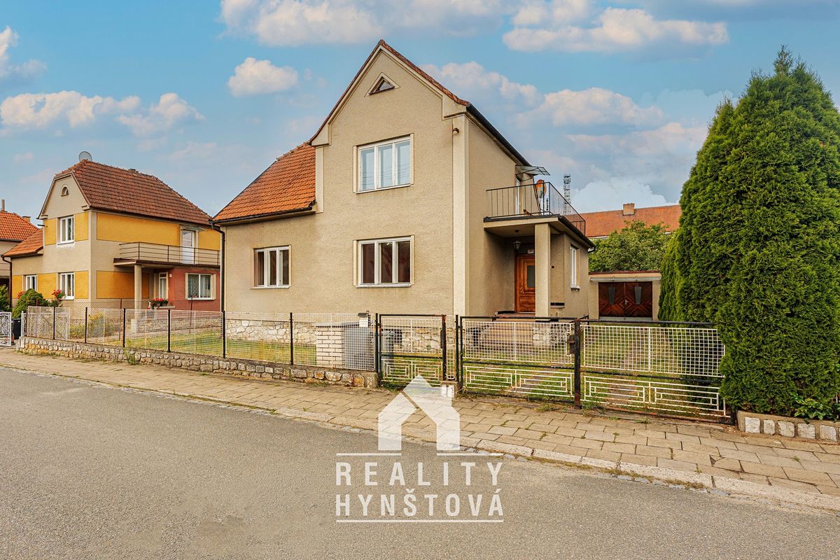 Prodej rodinného domu 130 m², pozemek 975 m²