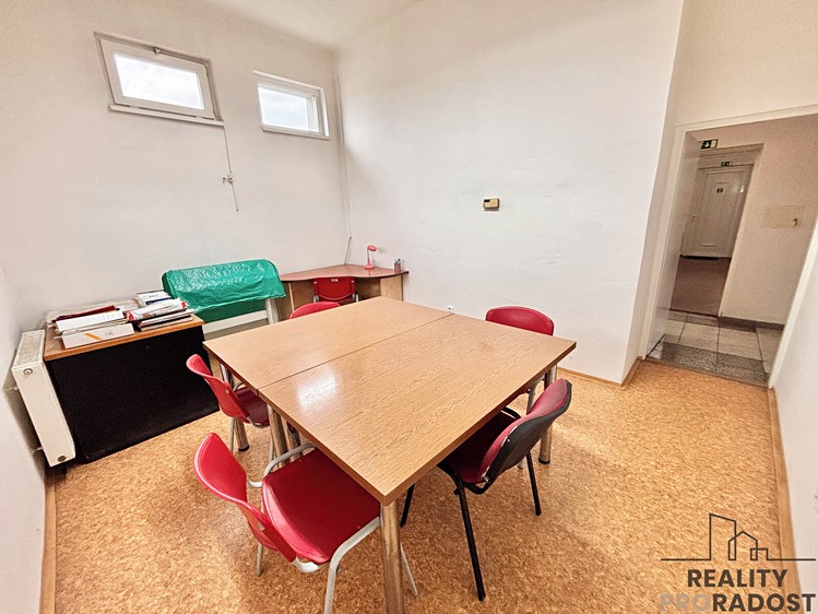 Gewerbefläche zum Kauf, 244 m² (15 von 20)
