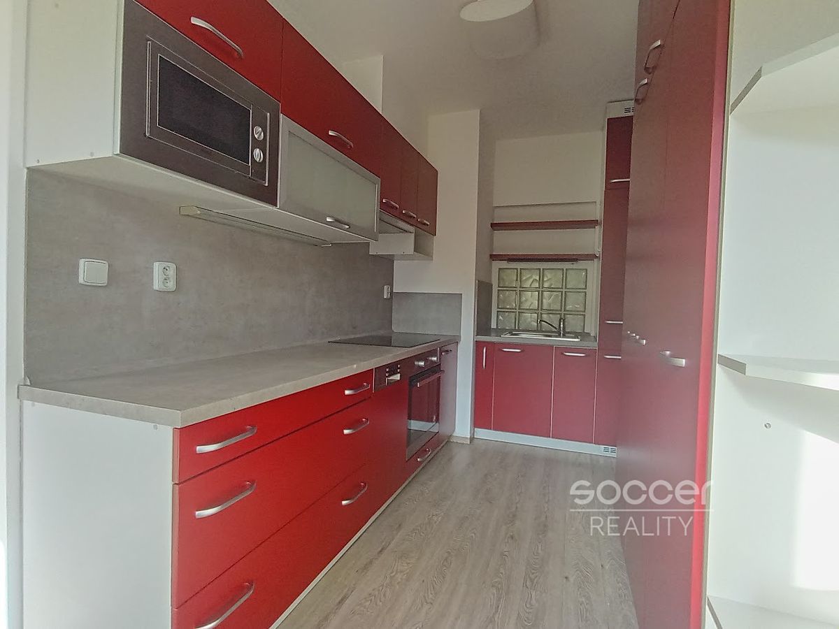 Pronájem bytu 3+1 72 m² – fotografie 4