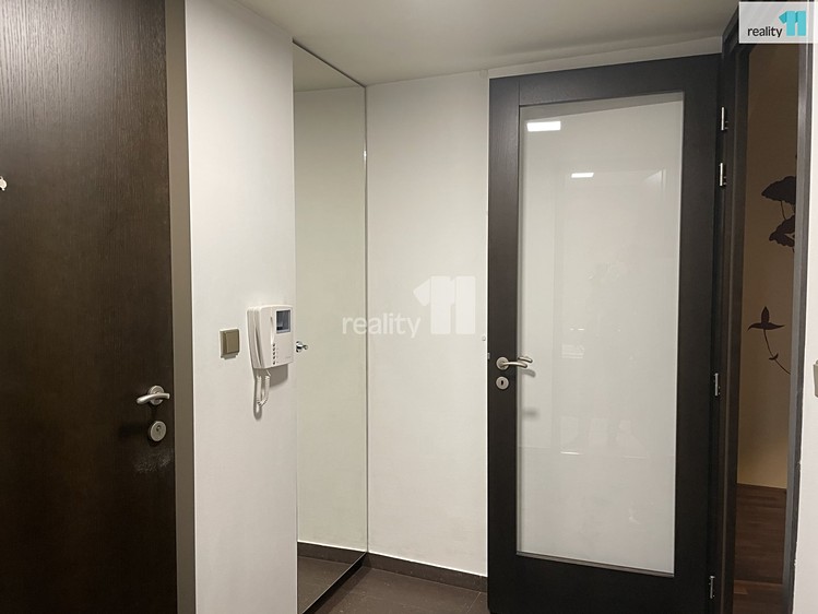 Квартира 2+kk в оренду, 46 м² (11 з 11)