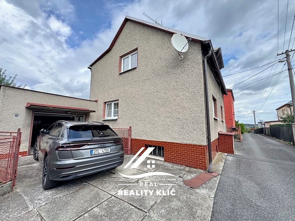Prodej rodinného domu 170 m², pozemek 680 m² – fotografie 2