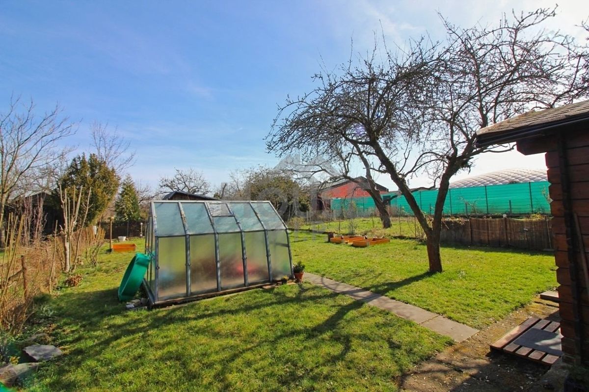 Prodej chaty 11 m², pozemek 267 m² – fotografie 4
