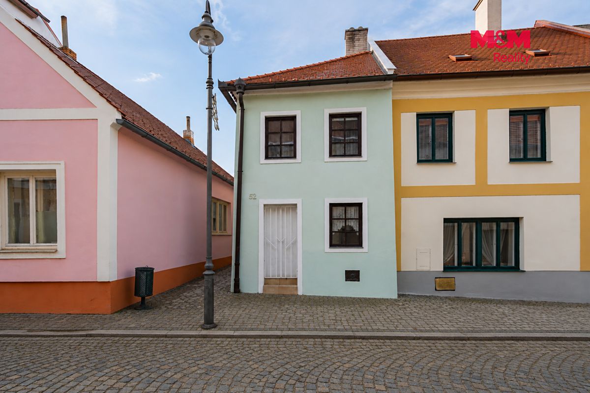 Prodej rodinného domu 80 m², pozemek 51 m² – fotografie 2