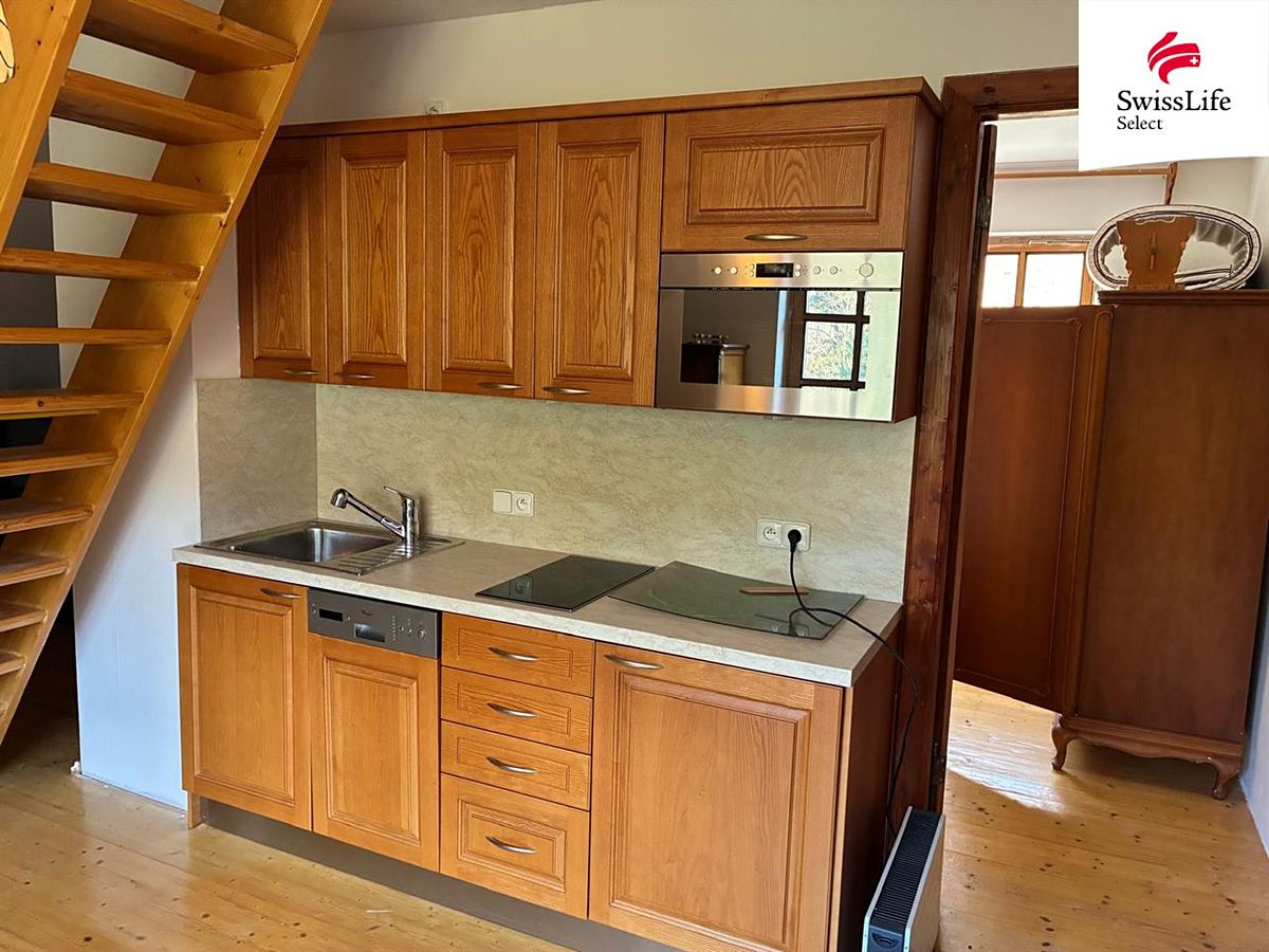 Prodej vícegeneračního domu 287 m², pozemek 2898 m² – fotografie 4