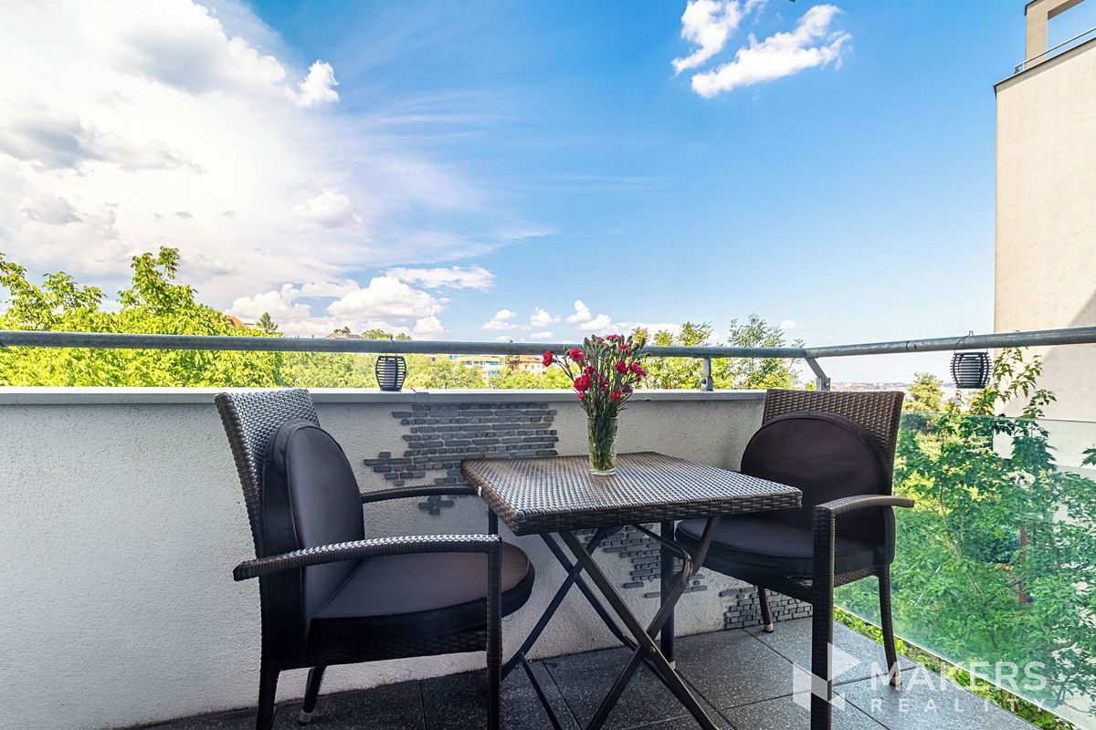 Pronájem bytu 3+kk 100 m² – fotografie 2