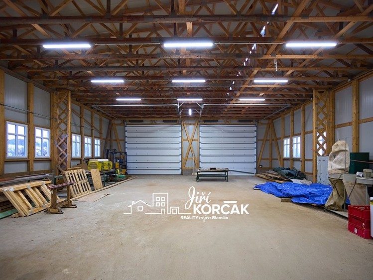 Комерційне приміщення на продаж, 350 м² (16 з 20)