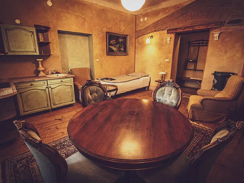 Pronájem bytu 2+kk 44 m², Mírové náměstí, Kouřim, okres Kolín
