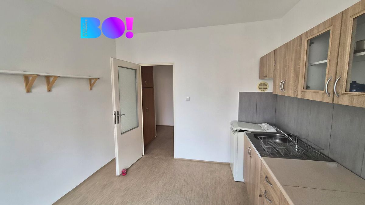 Pronájem bytu 1+1 38 m² – fotografie 4