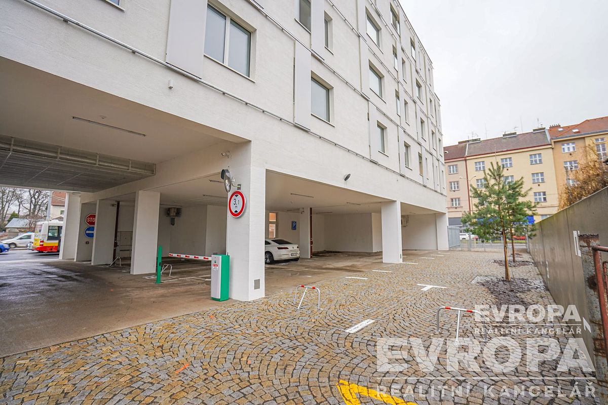 Pronájem bytu 1+kk 29 m² – fotografie 4