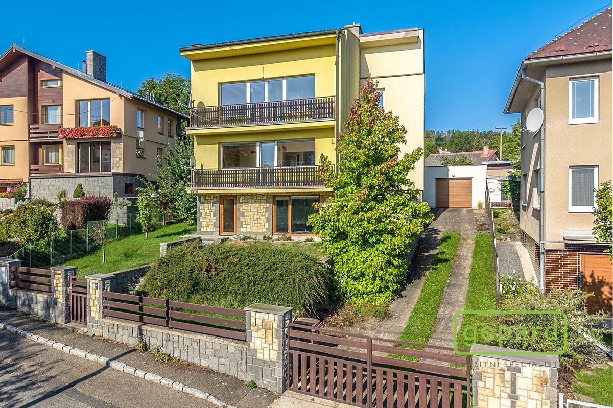 Prodej rodinného domu 204 m², pozemek 797 m²