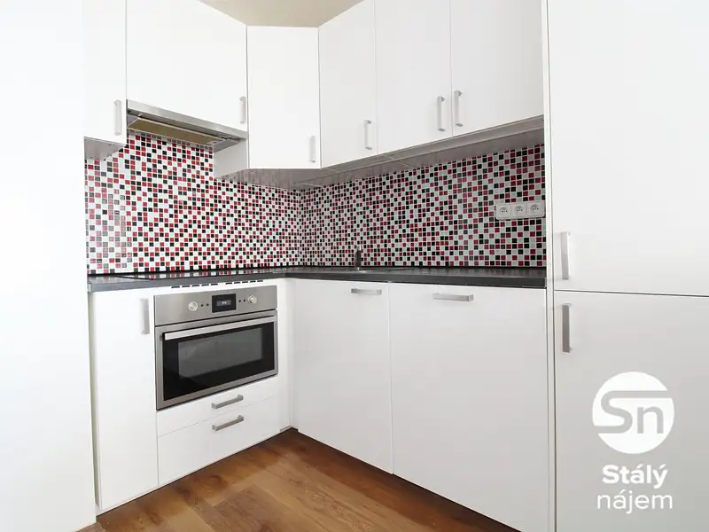 Pronájem bytu 2+kk 41 m², Praha – náhled fotky 2