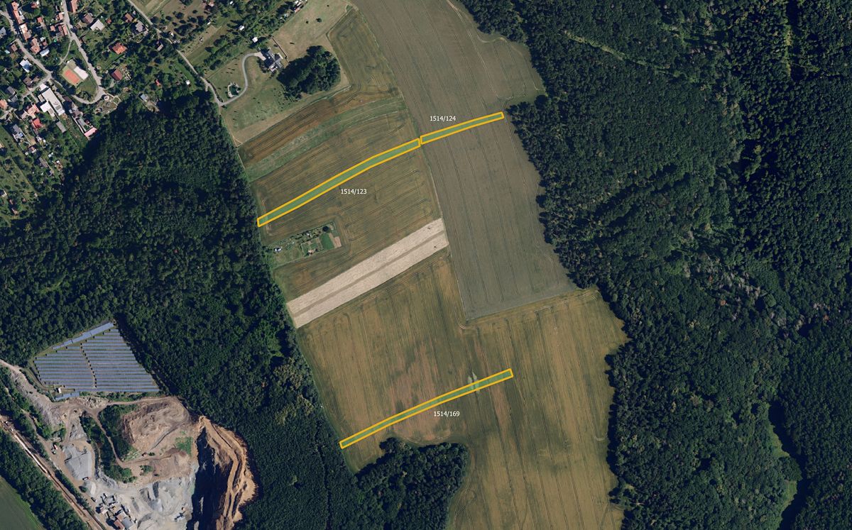 Prodej pole 9696 m²