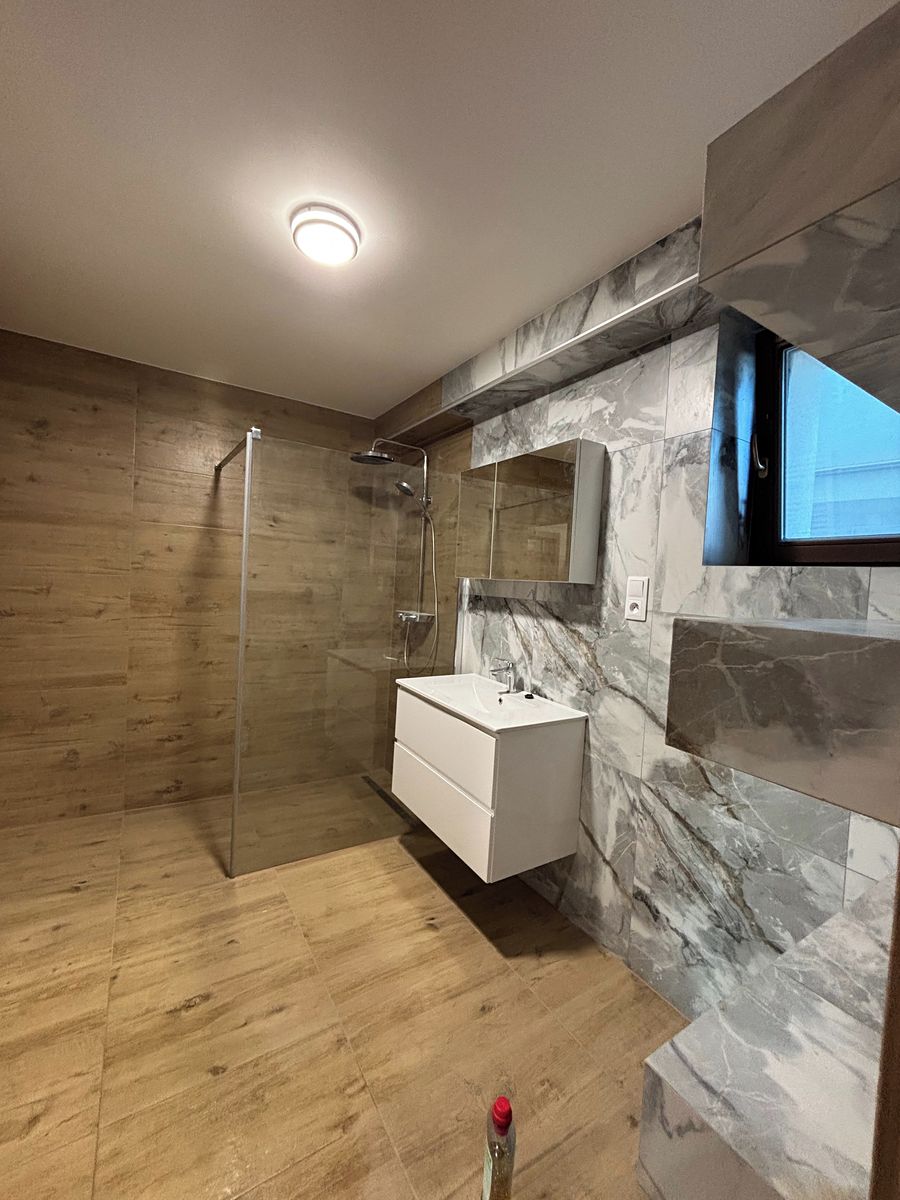 Pronájem bytu 4+kk 170 m² – fotografie 3