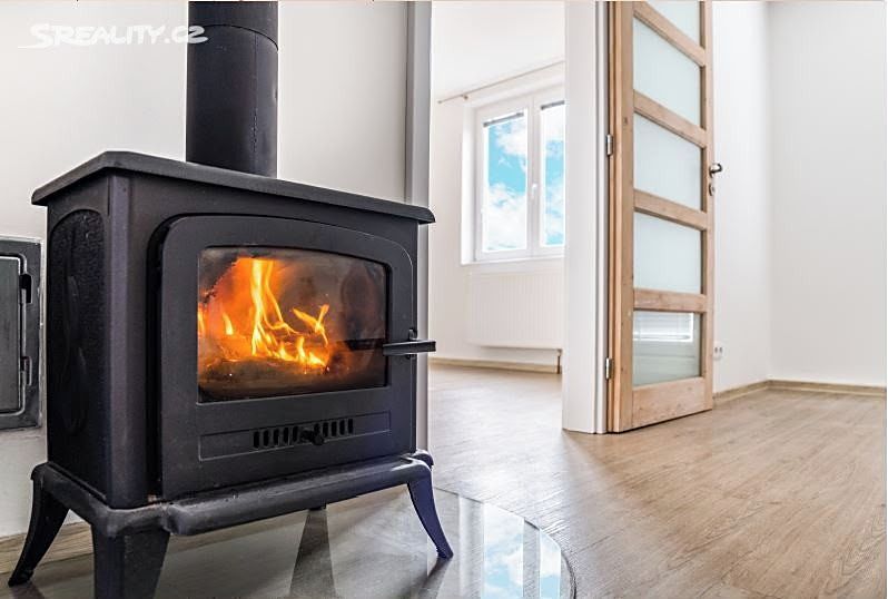 Pronájem bytu 2+1 55 m², Hodonín – fotka 1 z 3