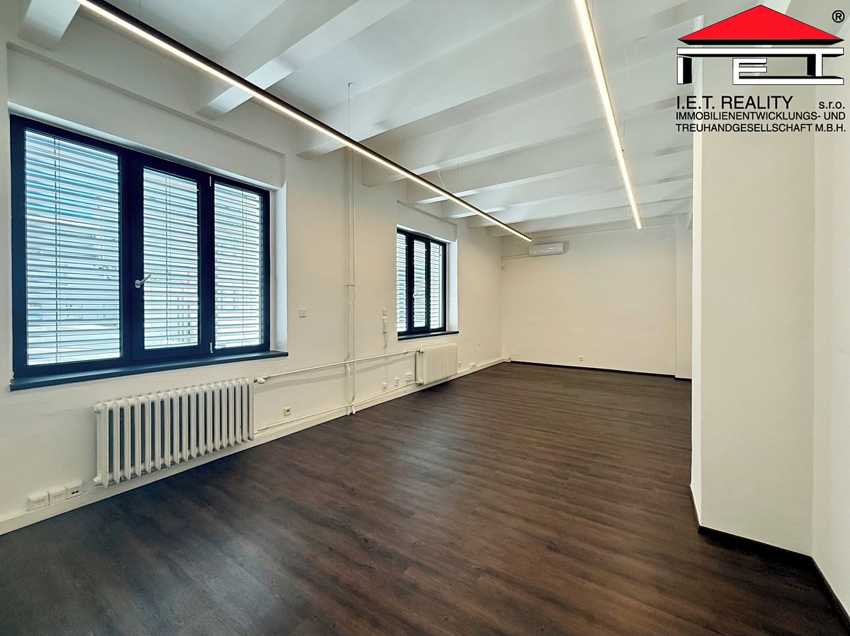 Pronájem kanceláře 35 m²